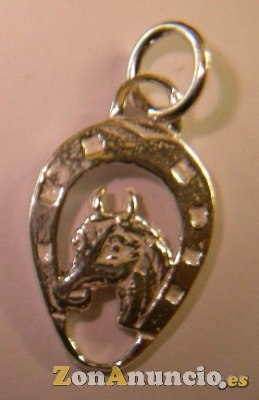 sello y colgantes herradura-caballo